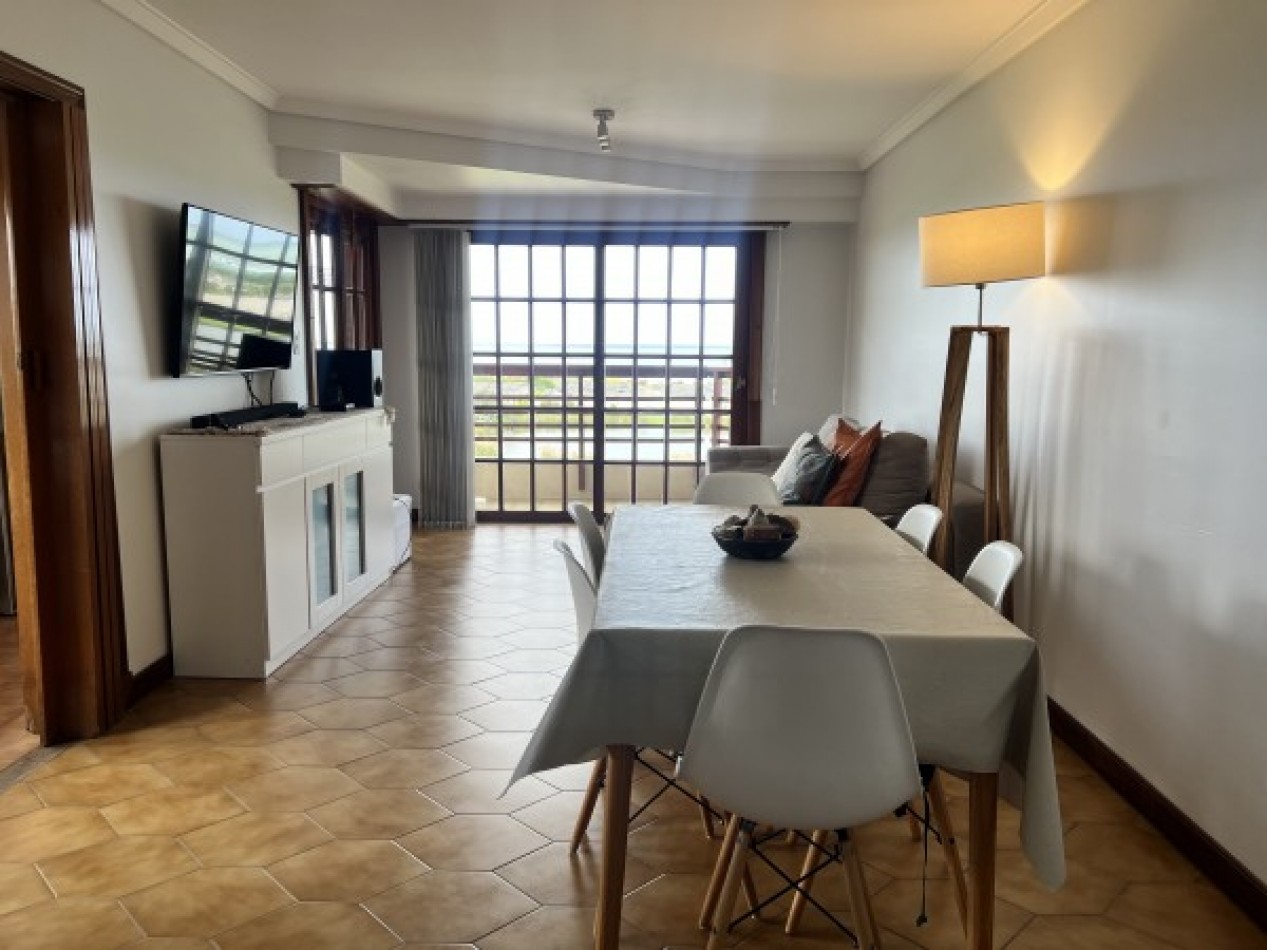 DEPARTAMENTO 3 AMB CON COCHERA Y BAULERA FRENTE AL MAR EN PUNTA MOGOTES,PERMUTA Y FINANCIA