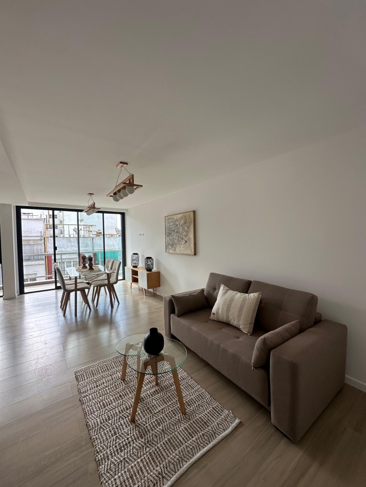 DEPARTAMENTO 2 AMBIENTES CON BALCON, A ESTRENAR, EN PLAZA COLON