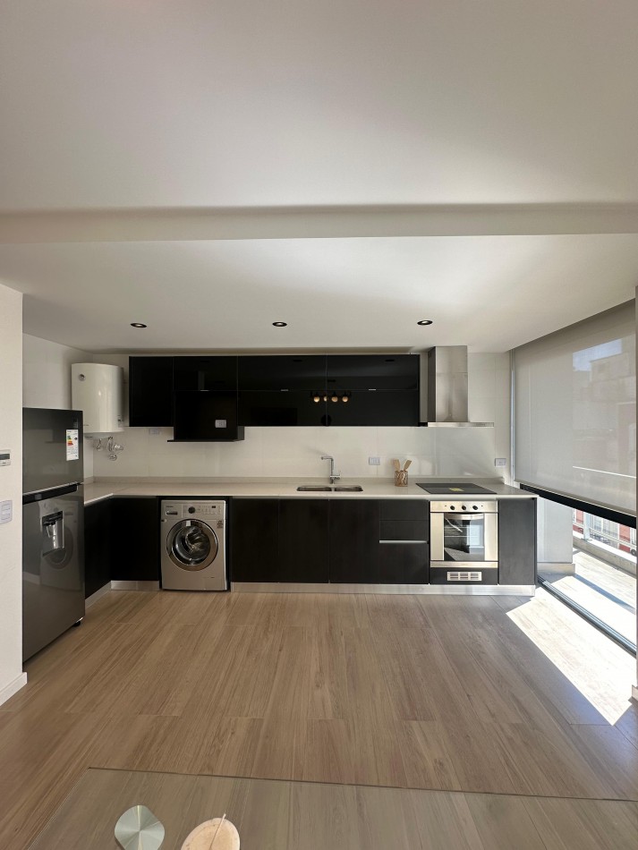 DEPARTAMENTO 2 AMBIENTES CON BALCON, A ESTRENAR, EN PLAZA COLON