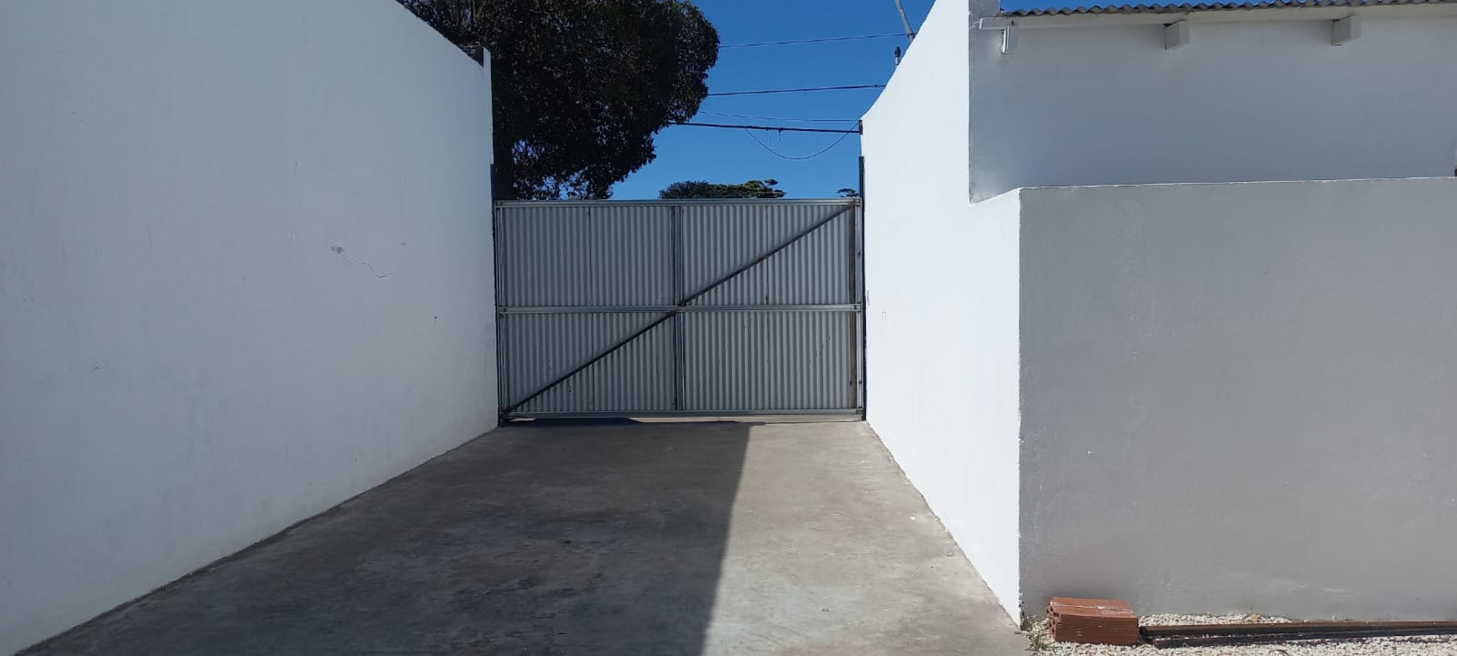 GALPON DE 100M2 CON LOCAL AL FRENTE SOBRE AV. ALIO