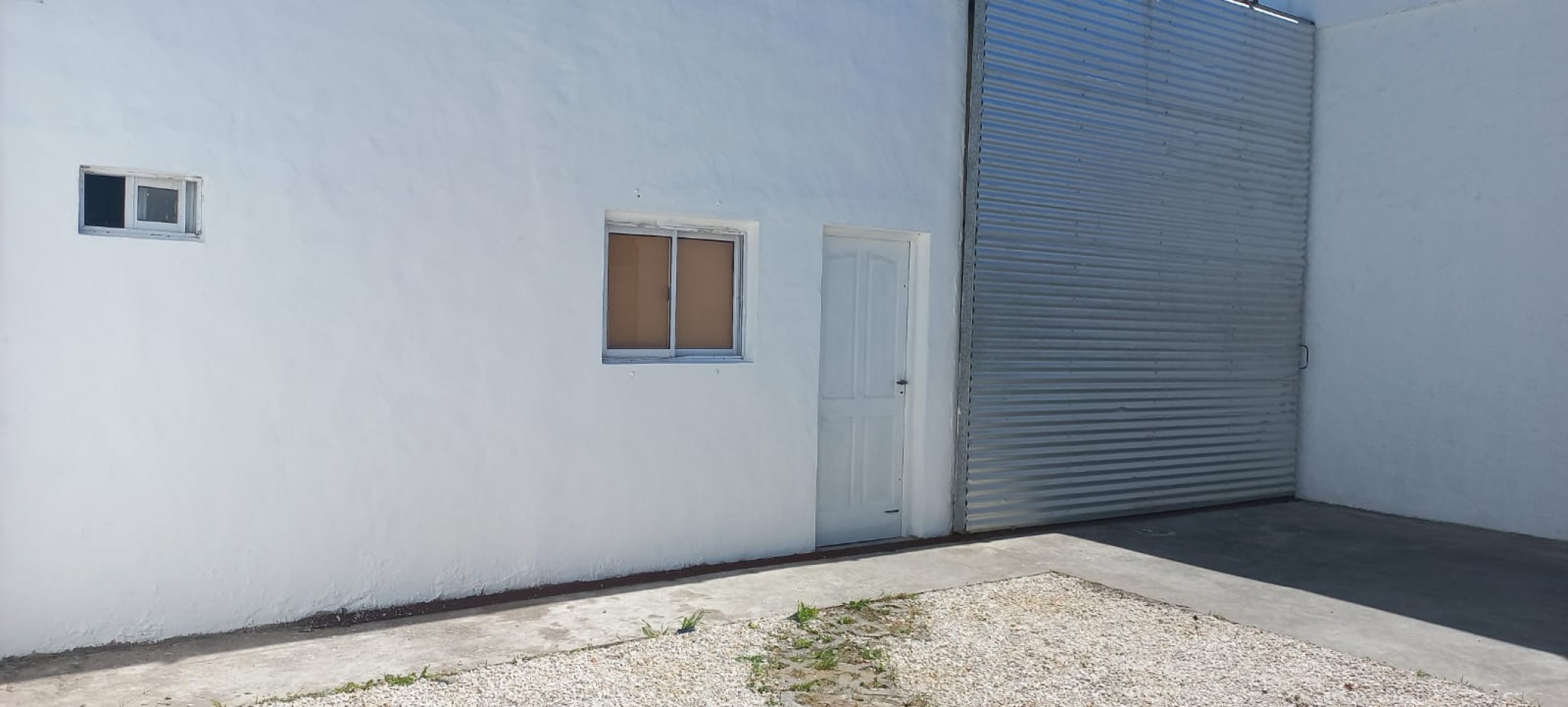 GALPON DE 100M2 CON LOCAL AL FRENTE SOBRE AV. ALIO