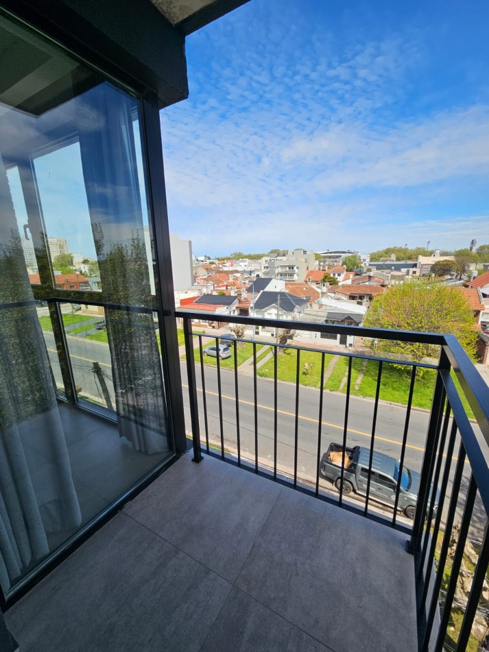 DEPARTAMENTOS DE 2 Y 3 AMB CON ESPACIO DE COCHERA OPCIONAL Y QUINCHO COMUNITARIO CON PARRILLA