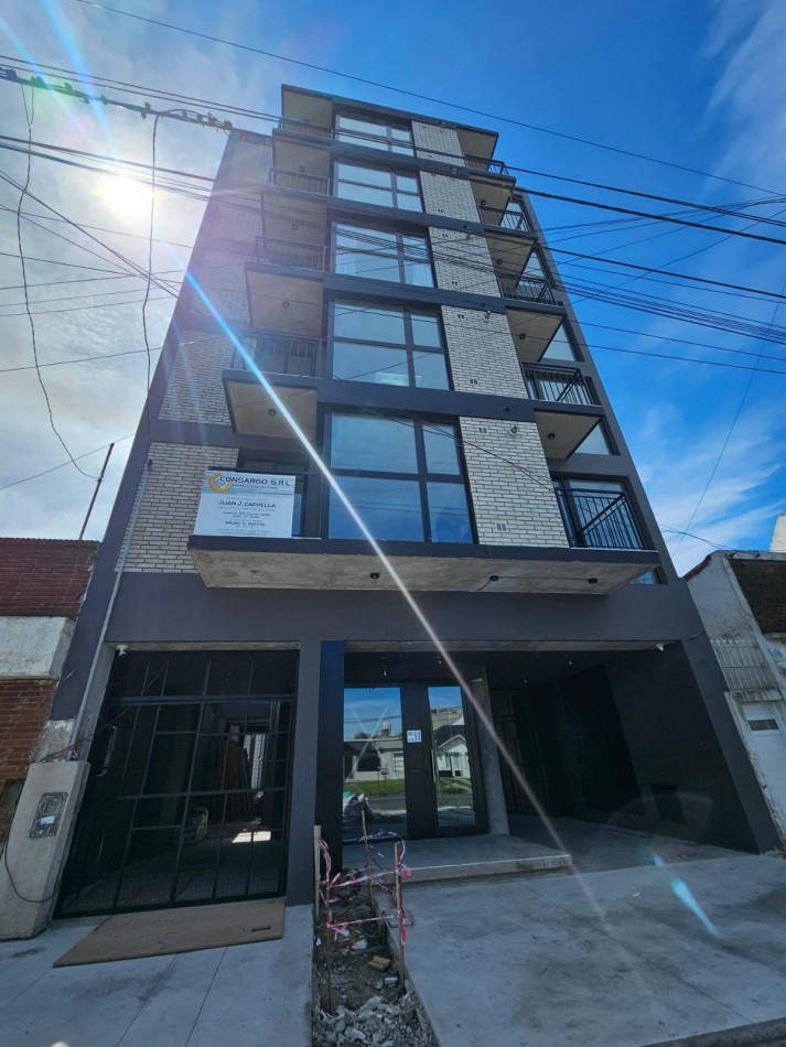 DEPARTAMENTOS DE 2 Y 3 AMB CON ESPACIO DE COCHERA OPCIONAL Y QUINCHO COMUNITARIO CON PARRILLA