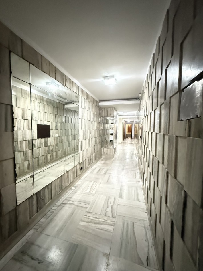 Departamento monoambiente a la calle 