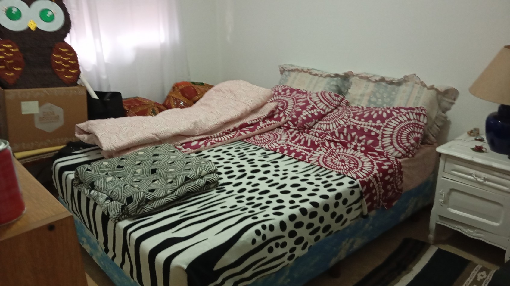 4 ambientes a la calle, 70 m² con espacio de cochera.