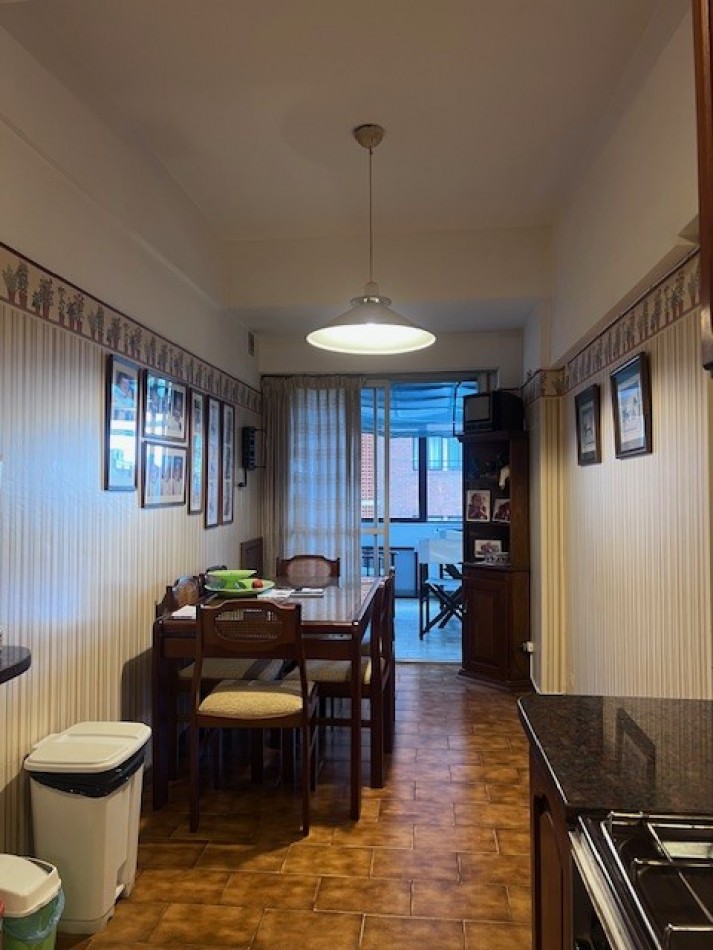 ALQUILER  HERMOSO DEPARTAMENTO EN SEMIPISO, 3 AMB. CON DEPENDENIAS, TERRAZA PROPIA Y COCHERA, LOMAS DE STELLA MARIS