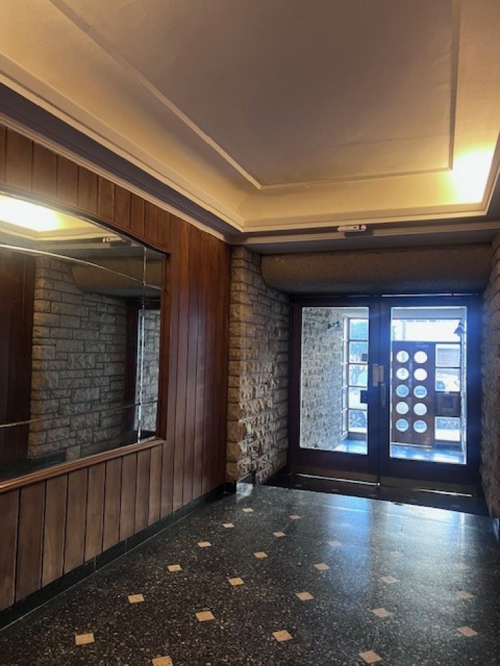 ALQUILER  HERMOSO DEPARTAMENTO EN SEMIPISO, 3 AMB. CON DEPENDENIAS, TERRAZA PROPIA Y COCHERA, LOMAS DE STELLA MARIS