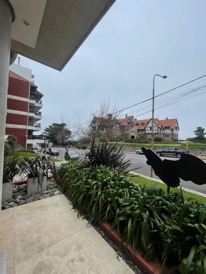 DEPARTAMENTO, PISO 3 AMB. CON COCHERA VISTA PLENA AL GOLF CLUB MDP Y MAR, BALCON CORRIDO PERIMETRAL, QUINCHO, GYM, SOFIA IV