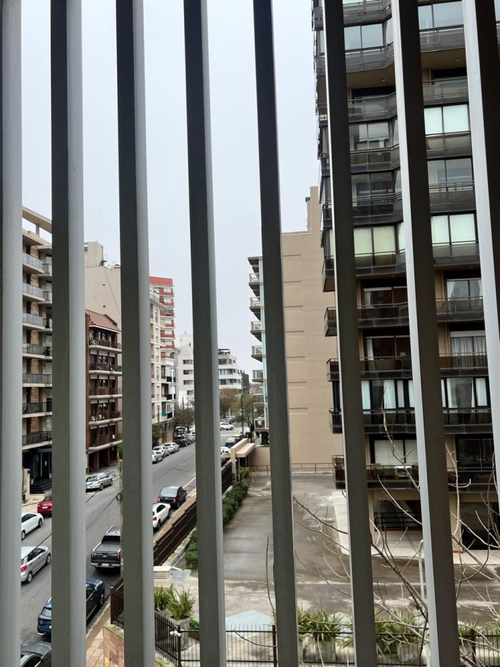 DEPARTAMENTO, PISO 3 AMB. CON COCHERA VISTA PLENA AL GOLF CLUB MDP Y MAR, BALCON CORRIDO PERIMETRAL, QUINCHO, GYM, SOFIA IV
