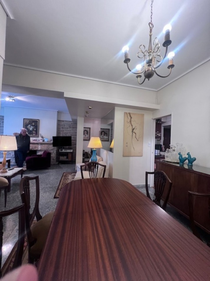 ALQUILER  HERMOSO DEPARTAMENTO EN SEMIPISO, 3 AMB. CON DEPENDENIAS, TERRAZA PROPIA Y COCHERA, LOMAS DE STELLA MARIS