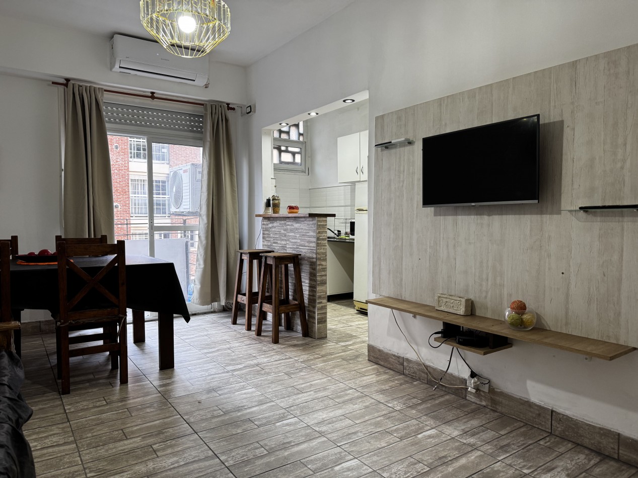 2 AMBIENTES A LA CALLE CON BALCON SALIENTE EN ZONA CENTRO - APTO CREDITO