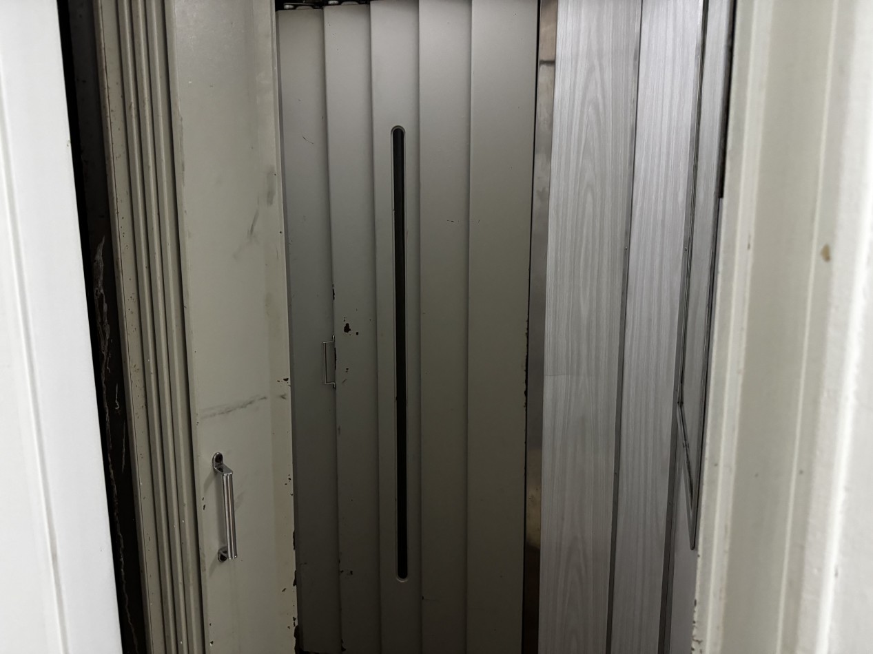 2 AMBIENTES A LA CALLE CON BALCON SALIENTE EN ZONA CENTRO - APTO CREDITO