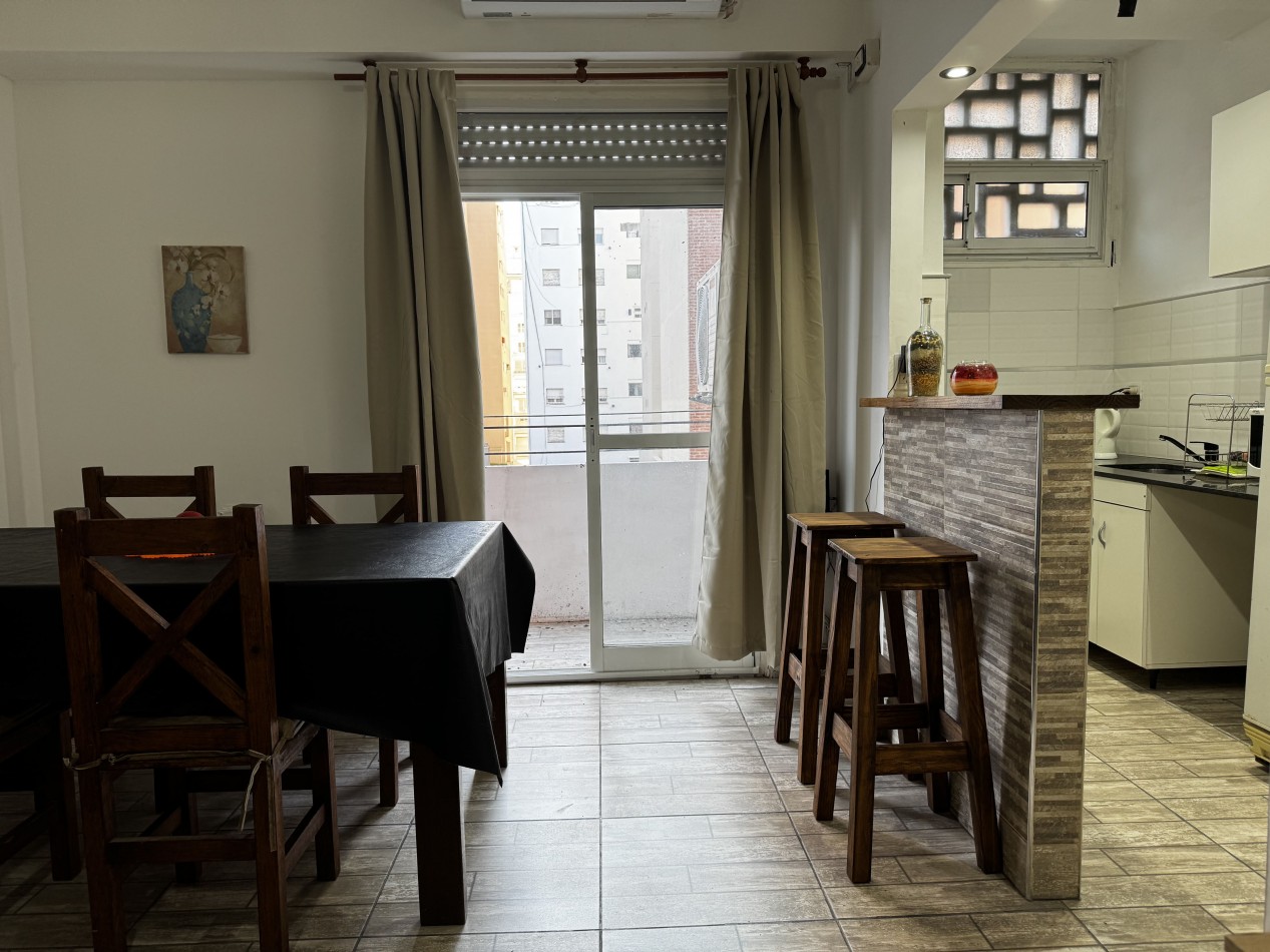 2 AMBIENTES A LA CALLE CON BALCON SALIENTE EN ZONA CENTRO - APTO CREDITO