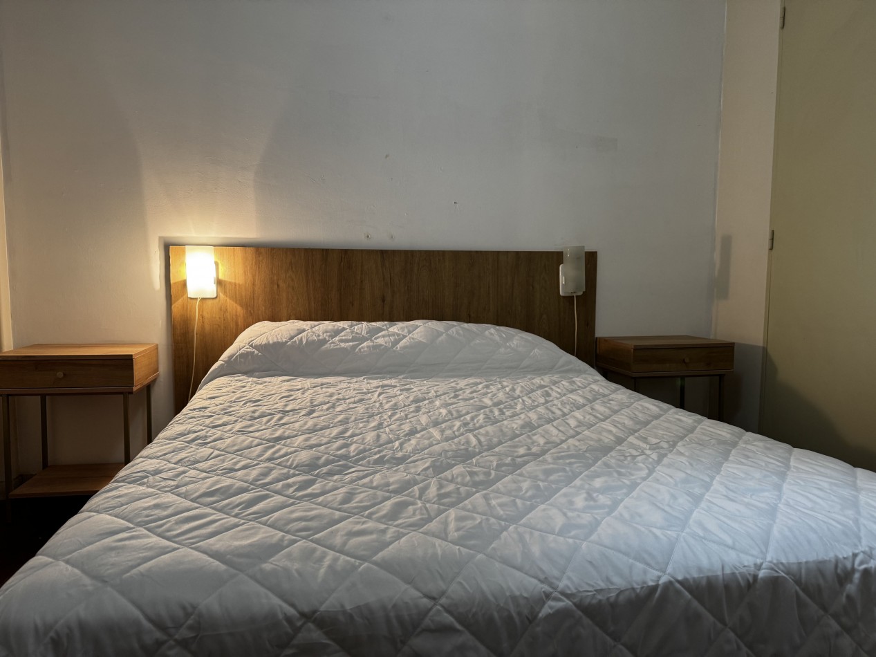 2 AMBIENTES A LA CALLE CON BALCON SALIENTE EN ZONA CENTRO - APTO CREDITO