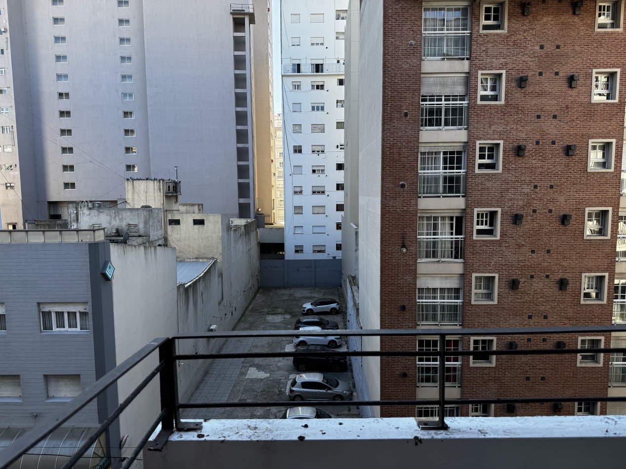 2 AMBIENTES A LA CALLE CON BALCON SALIENTE EN ZONA CENTRO - APTO CREDITO