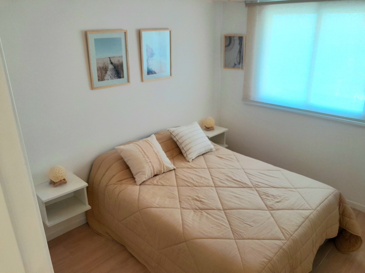 3 AMBIENTES TOTALMENTE RECICLADO Y AMOBLADO CON BALCON FRANCES A LA CALLE