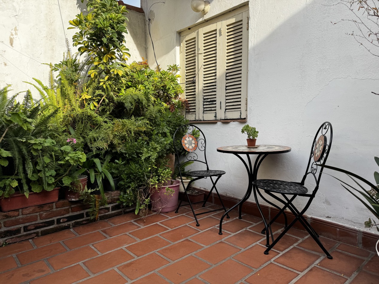 Chalet de 4 ambientes en esquina con garage, patio y altillo - Chauvin - Mar del Plata