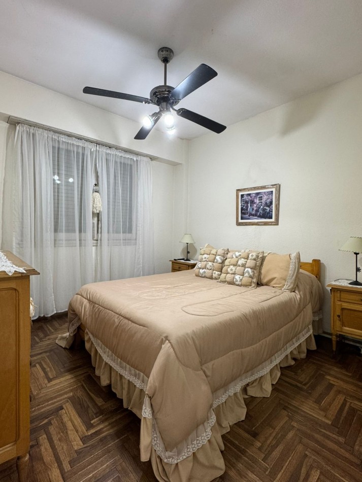Departamento de 2 Ambientes a la Calle con Balcon - Zona Centro, Mar del Plata