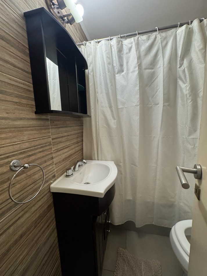 2 AMBIENTES CON BALCON A LA CALLE EN EXCELENTE UBICACION - RENTABILIDAD