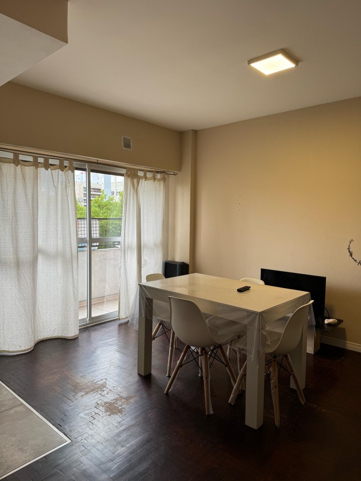 2 AMBIENTES CON BALCON A LA CALLE EN EXCELENTE UBICACION - RENTABILIDAD