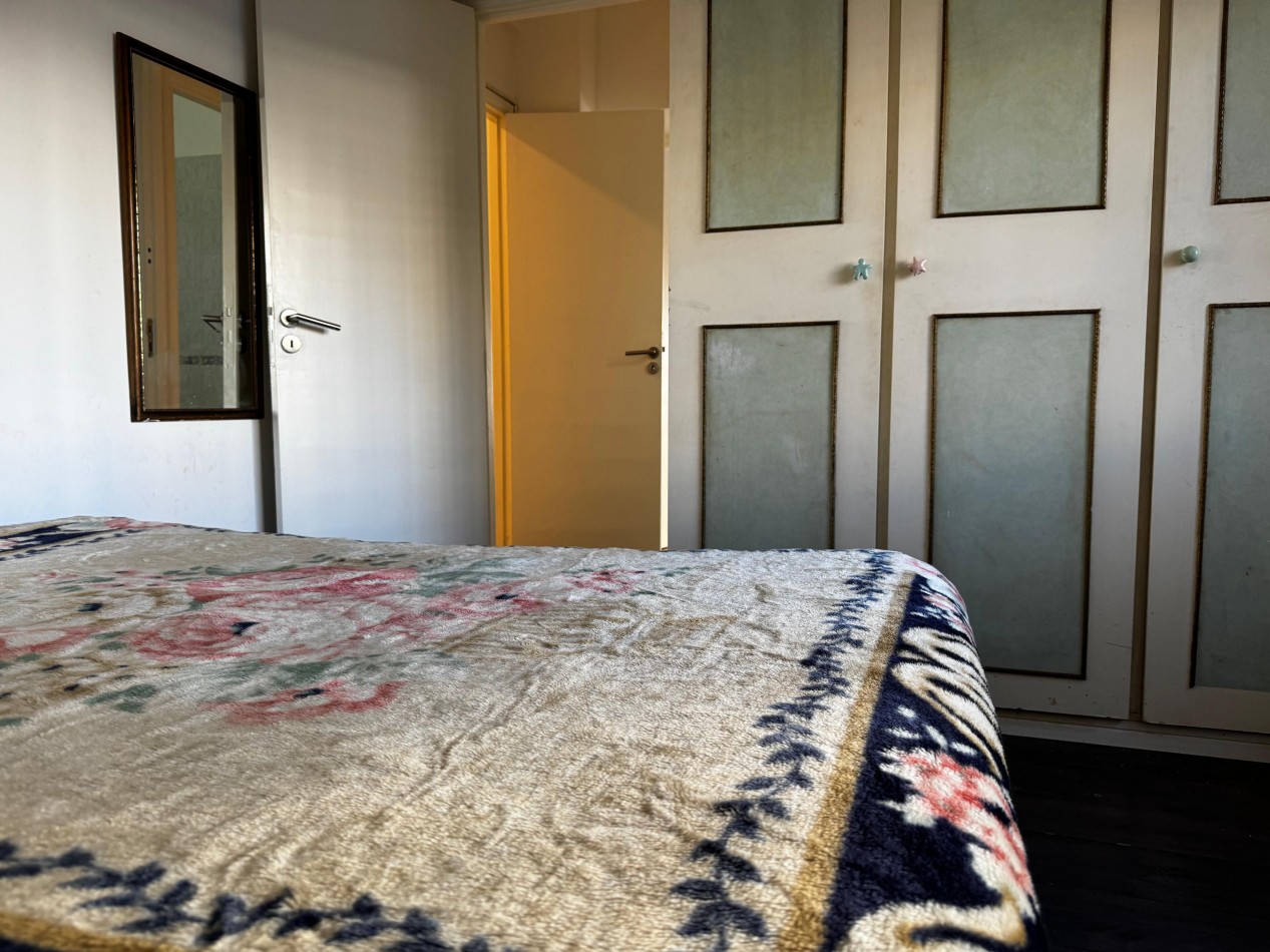 Oportunidad en La Perla Norte - Departamento 3 Ambientes a la Calle
