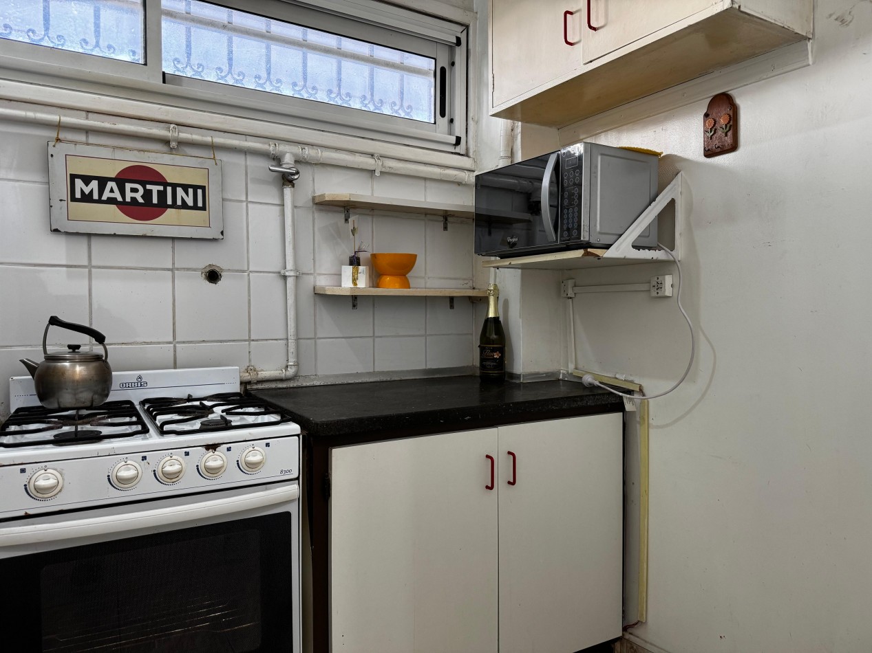 Oportunidad en La Perla Norte - Departamento 3 Ambientes a la Calle
