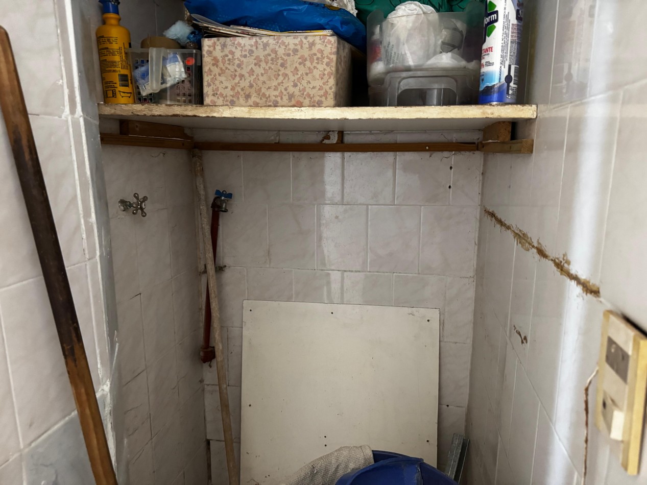 Oportunidad en La Perla Norte - Departamento 3 Ambientes a la Calle