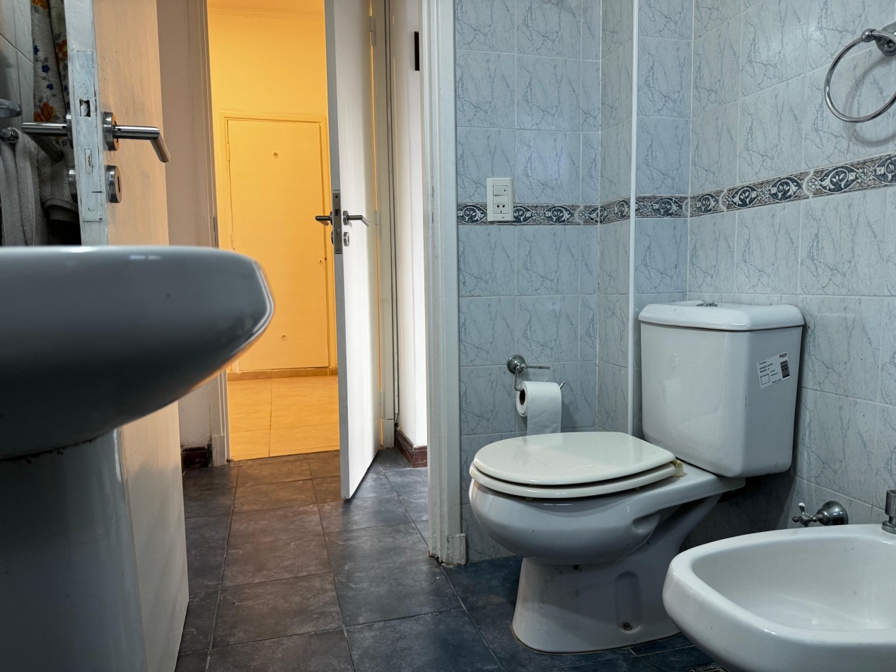 Oportunidad en La Perla Norte - Departamento 3 Ambientes a la Calle