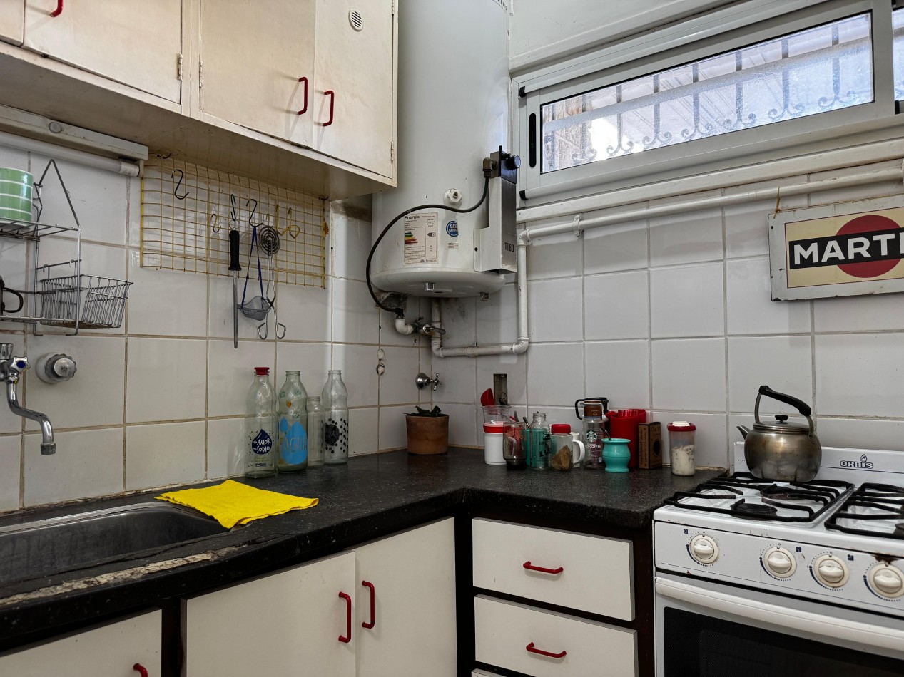 Oportunidad en La Perla Norte - Departamento 3 Ambientes a la Calle