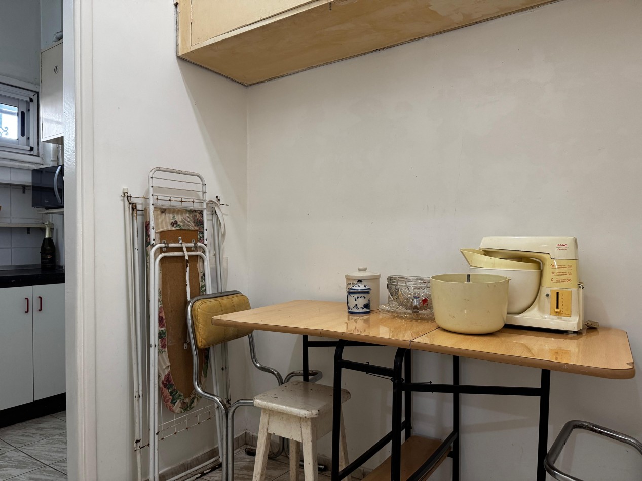 Oportunidad en La Perla Norte - Departamento 3 Ambientes a la Calle
