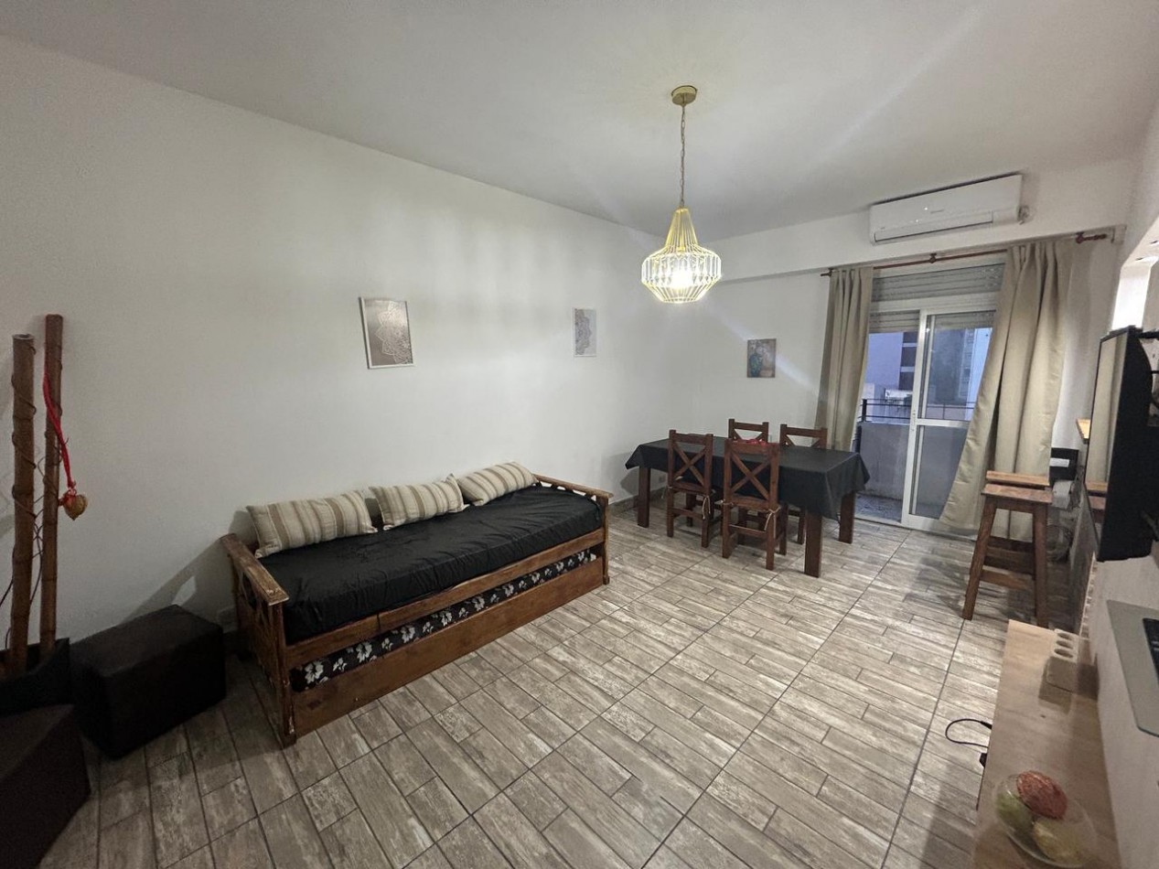 DOS AMBIENTES EXTERNOS CON BALCON. PROXIMO PLAYAS, PLAZA COLON, GUEMES,