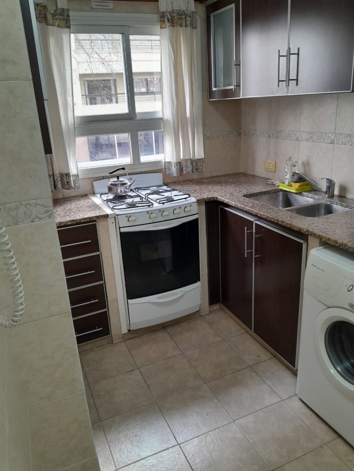 3 AMB.EXTERNOS, BALCON Y PATIO. 2 BAÑOS. PLAZA MITRE.