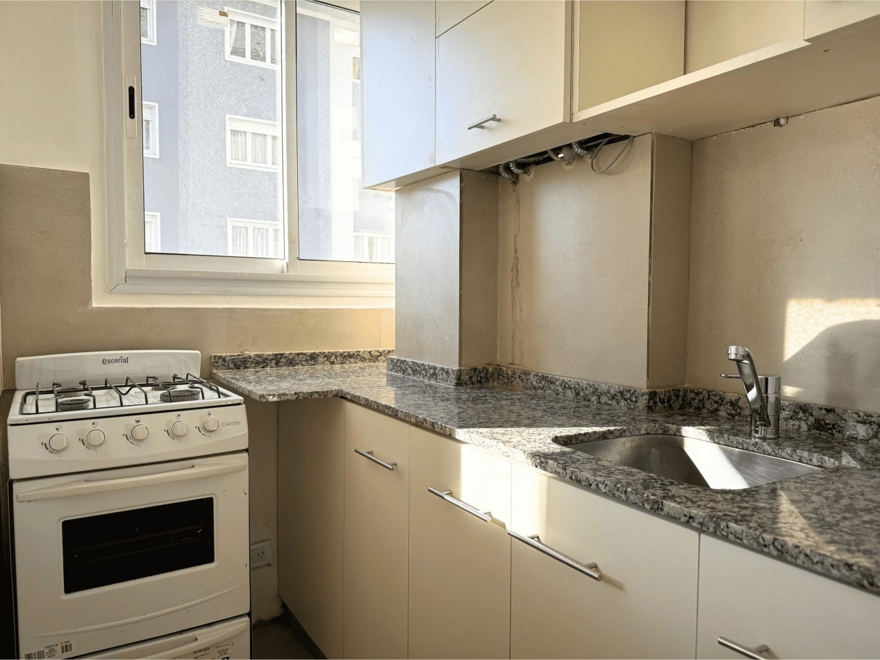 2 AMBIENTES EXTERNOS, A NUEVO.