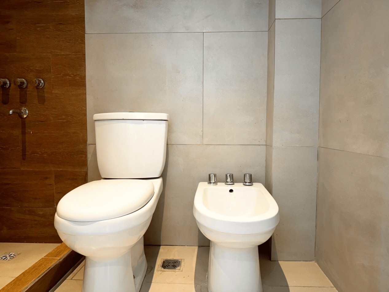 2 AMBIENTES EXTERNOS, A NUEVO.