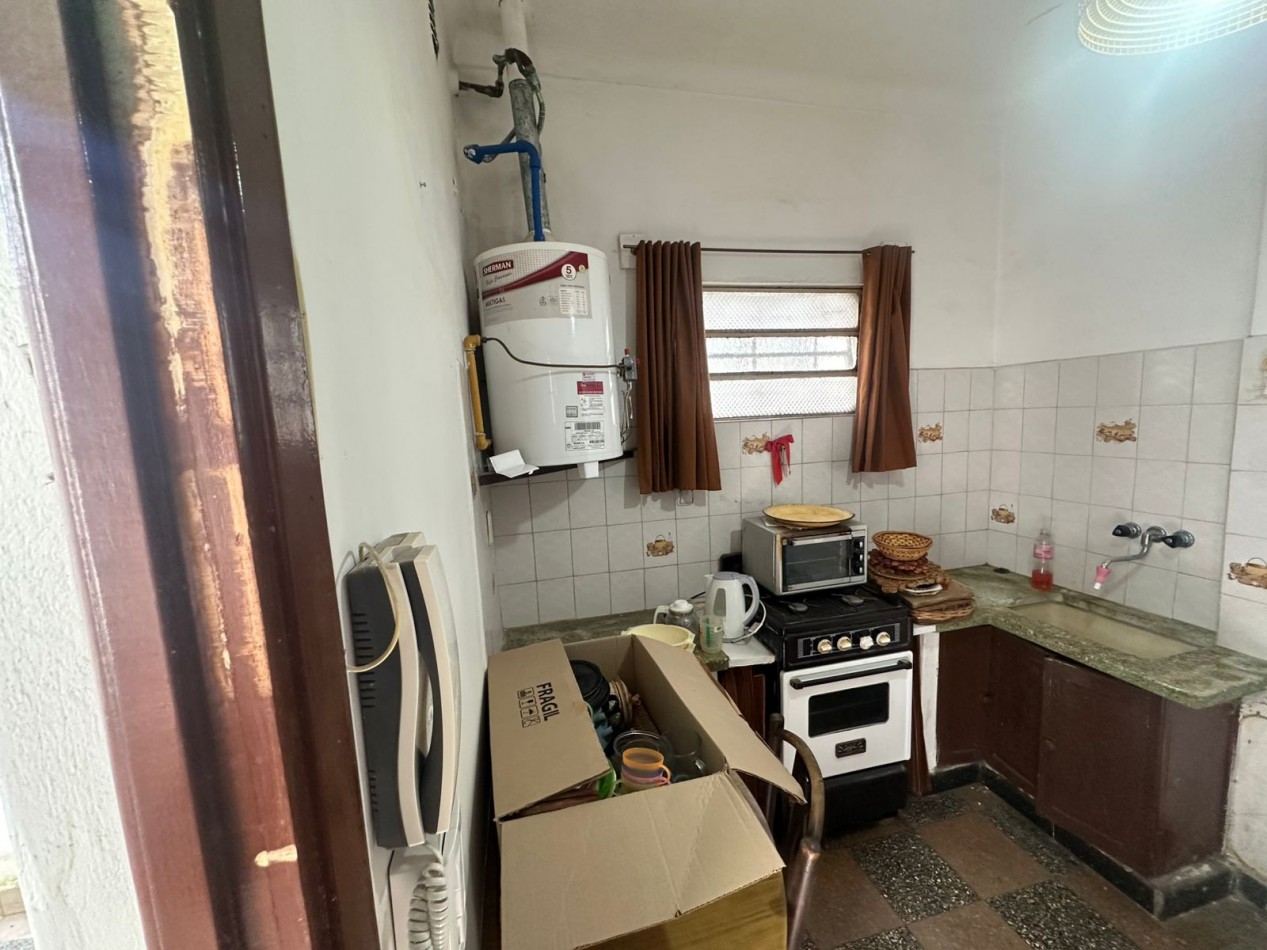 PH 2 AMB.PLANTA BAJA POR PASILLO.SIN EXPENSAS.