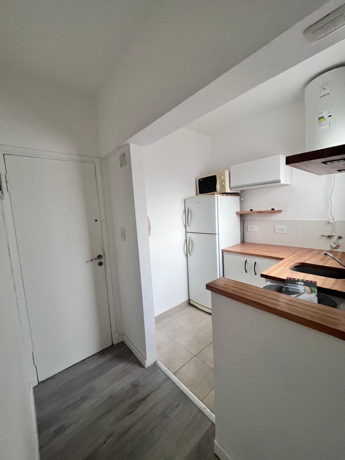 Departamento 3 ambientes con balcon zona villa primera