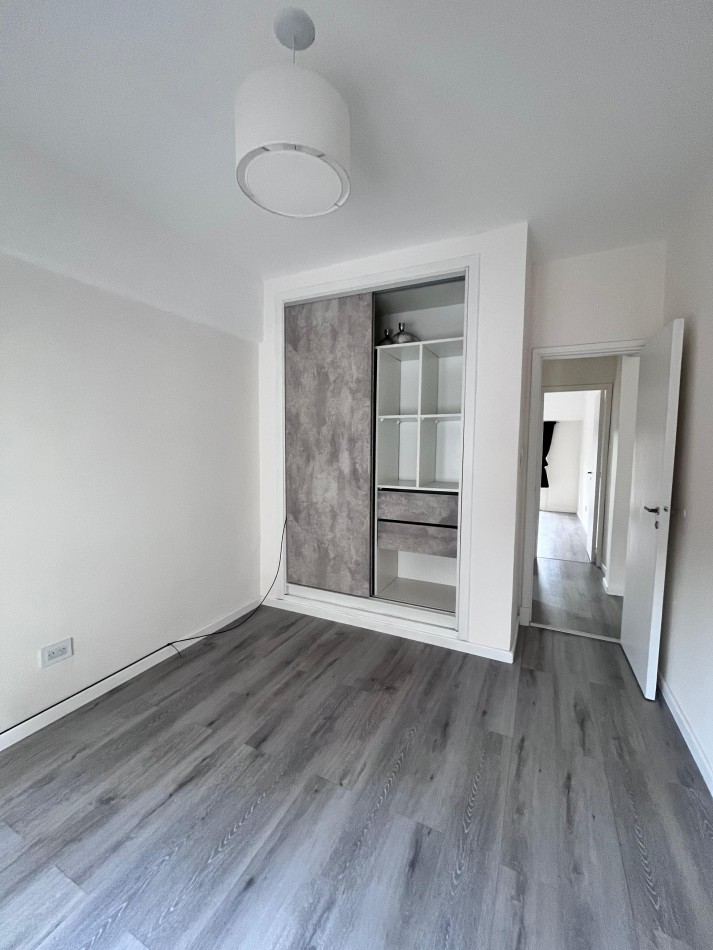 Departamento 3 ambientes con balcon zona villa primera