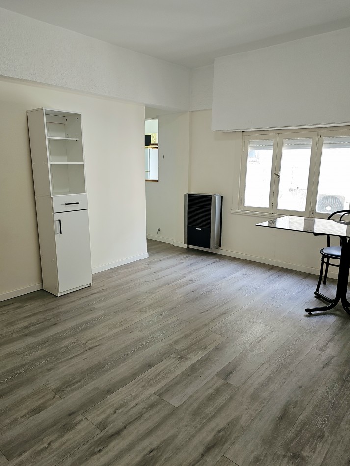 Departamento 3 ambientes con balcon zona villa primera