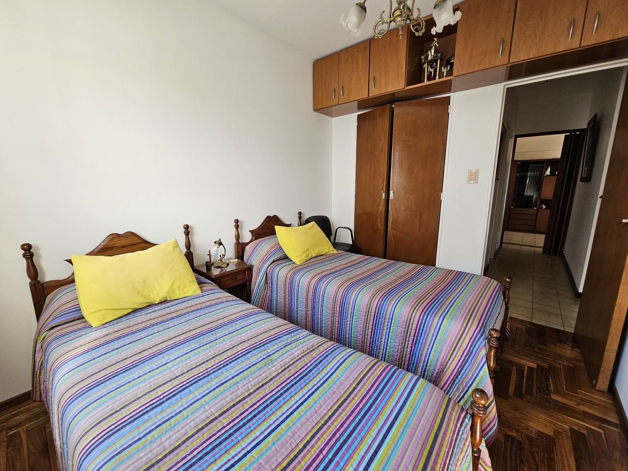 DEPARTAMENTO 3 AMBIENTES CON BALCON AL FRENTE