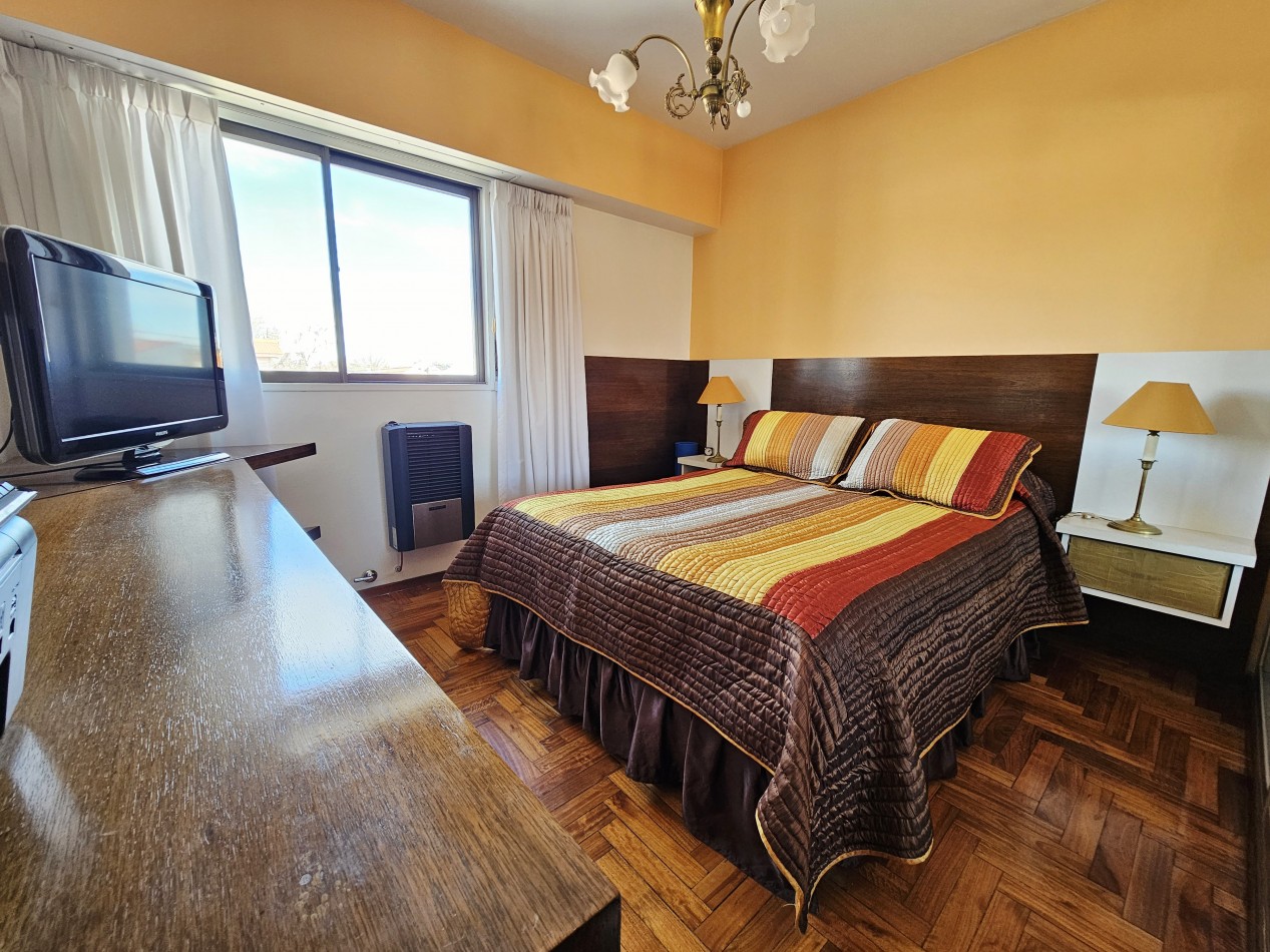 DEPARTAMENTO 3 AMBIENTES CON BALCON AL FRENTE
