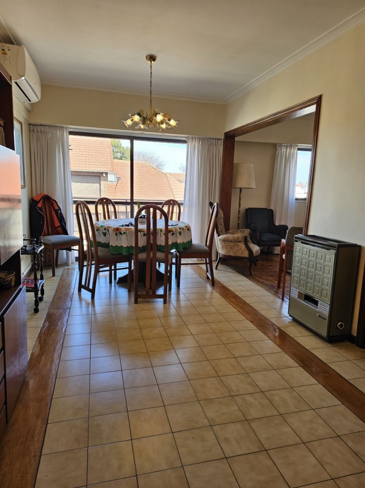 DEPARTAMENTO 3 AMBIENTES CON BALCON AL FRENTE